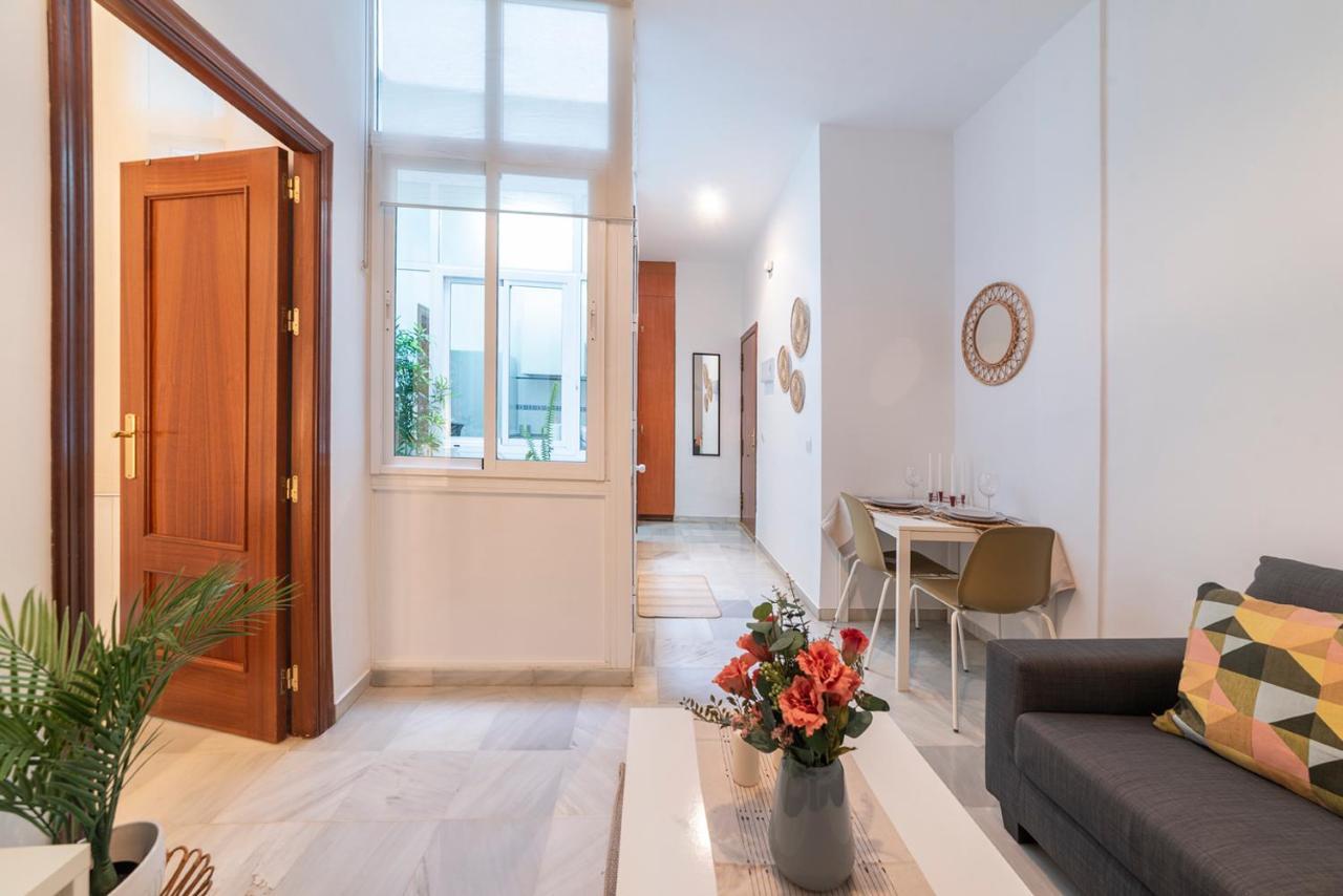 Alohamundi Torres Apartment Seville Exterior photo